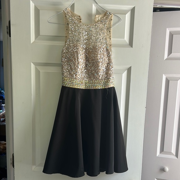 Other - Elegant Gold and Black Kids Dress